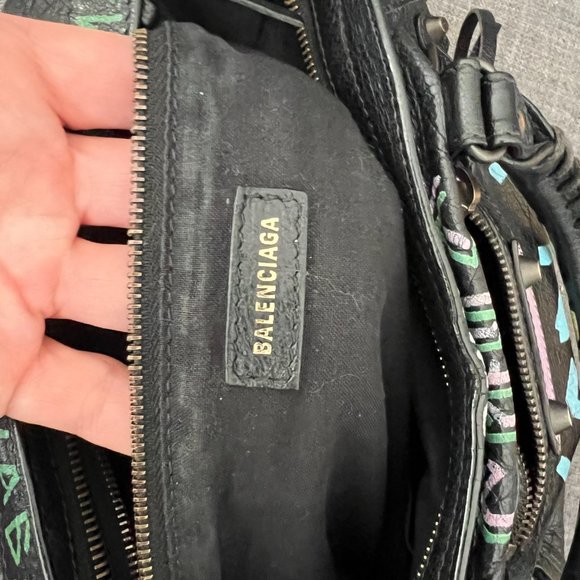 COPY - Balenciaga graffiti city bag small - Picture 11 of 16